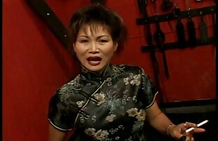 XXX Brunette Hairy Milf (Máy cắt phim xxx gái hàn tóc)